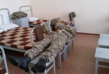 Вышел в магазин и угодил в армию: столичный военкомат забирает парней прямо с улиц