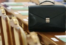 Мажилисмены прокомментировали указ Токаева о дебюрократизации деятельности госаппарата