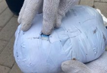 Подозрительный пакет с неизвестным веществом обнаружили столичные волонтеры во время субботника