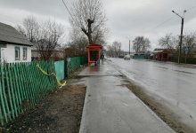 Пятилетняя девочка погибла под колесами автобуса в ВКО. Очевидцы рассказали подробности