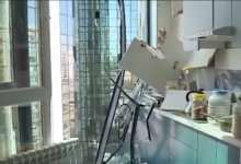 “Я в шоке”: хозяин разбитой краном квартиры в Нур-Султане рассказал подробности
