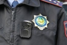 Мертвого полицейского нашли в салоне авто в Костанайской области