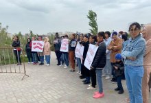 Митинг с требованием вернуть отстрел собак прошел в Атырау