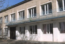 Мародеры разворовывают здание бывшего училища в Павлодаре