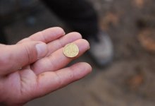 Заработную плату в размере пяти тенге получили педагоги в Усть-Каменогорске