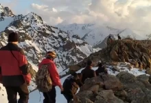 Супруги застряли в горах Заилийского Алатау. Им помогли спасатели