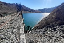 В ВКО завершена проверка по факту падения в Иртыш вагонов с рудой и шлаком