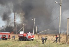 Пожар рядом с нефтебазой тушили в Петропавловске