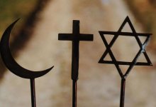 Павлодарка распространяла запрещенные религиозные материалы в соцсетях