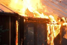 В Таразе рецидивист зарезал женщину и поджег ее дом