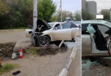 Водитель влетел в рекламный билборд в ЗКО. Пассажирка погибла