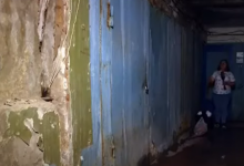 "В тюрьме и то лучше!": в разваливающемся общежитии живут многодетные семьи и пенсионеры Актобе