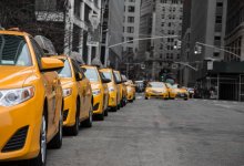 Делать соцотчисления за водителей обяжут таксопарки Казахстана
