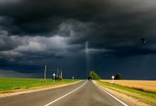 Штормовое предупреждение объявлено в 10 областях Казахстана