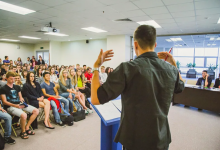 Победителям дебатов в Казахстане предоставляют гранты для обучения в вузах