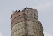 В Петропавловске начали демонтаж обрушившейся трубы на ТЭЦ-2