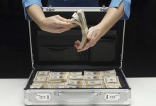 Кто займется возвращением незаконно выведенного за рубеж капитала