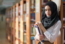 Вопрос не может решаться на эмоциях – МОН РК о ношении платка в школах