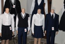 Длину юбки для школьниц хотят утверждать через родительский комитет