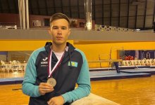 Нариман Курбанов завоевал серебряную медаль на чемпионате Азии по спортивной гимнастике