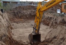 Двое жителей Атырау при рытье котлована оказались погребенными заживо