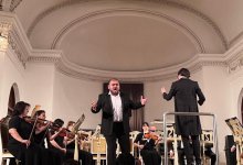 Казахстанец занял третье место на конкурсе вокалистов в Баку