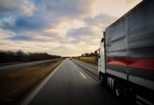 Cемь сотрудников транспортного контроля осудили за взятки в ВКО