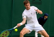 Александр Бублик прошел в третий круг Уимблдона