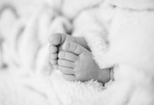 Мертвого младенца нашли в мусорном баке в Алматинской области