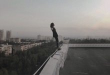 Девушка едва не погибла из-за ссоры с парнем в Шымкенте