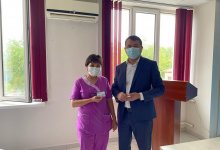 Аманатовцам вручили партийные билеты нового образца в Алматы