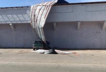 Крышу стадиона и нескольких домов снесло ветром в Балхаше