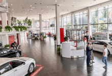 В навязывании дополнительных услуг и товаров уличили автодилеров Алматы