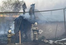 Ревнивая жительница Павлодара спалила дом соседки