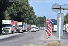 12 автомобильных пунктов пропуска через госграницу открывает Казахстан