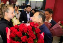 Елена Рыбакина прилетела в Нур-Султан