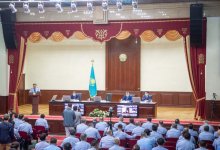 “Работают по старинке”: министр внутренних дел раскритиковал работу полицейских