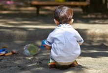 Привела незнакомая женщина: пятилетний мальчик ушел с детсада домой в Алматы