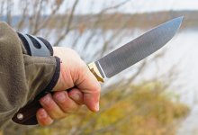 Двух молодых парней зарезали во дворе дома в Караганде