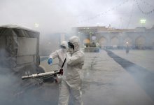 "Распыляете коронавирус": жители Атырау угрожали коммунальщикам