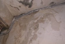 Сданный в эксплуатацию по госпрограмме ЖК в Алматы на грани разрушения