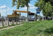 Кран врезался в автобус, двое детей пострадали в Петропавловске