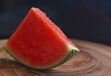 Семья отравилась арбузом в Узбекистане. Двое погибли