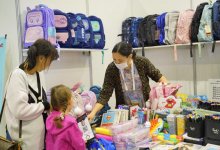 Около сотни казахстанских производителей представили товары для детей на ярмарке в Нур-Султане