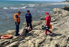 Спасатели передали медикам едва не погибшую в Каспии девочку