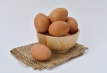 Дешевые яйца хотят включить в список социально значимых продуктов в Казахстане