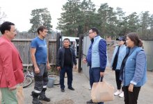 "Настоящий героизм": партийцы встретились с тушившими пожар в Карагандинской области