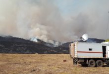 Еще один крупный пожар тушат в горах ВКО
