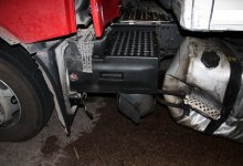 Влетели под фуру: трое человек пострадали в результате ДТП в Актюбинской области