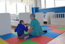 Не хватает даже мебели: Актюбинский специнтернат для особенных детей снова в центре скандала